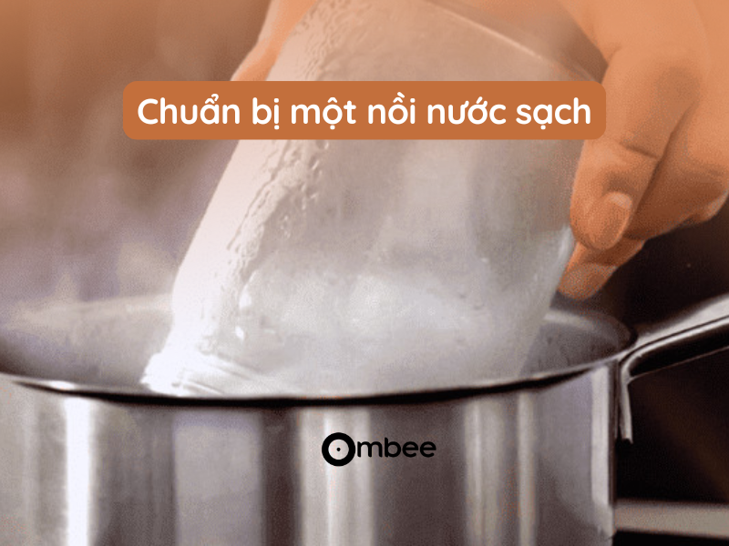 co-nen-tiet-trung-binh-sua-bang-nuoc-soi-2