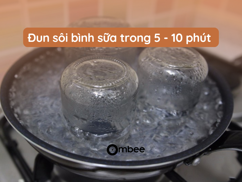 co-nen-tiet-trung-binh-sua-bang-nuoc-soi-3